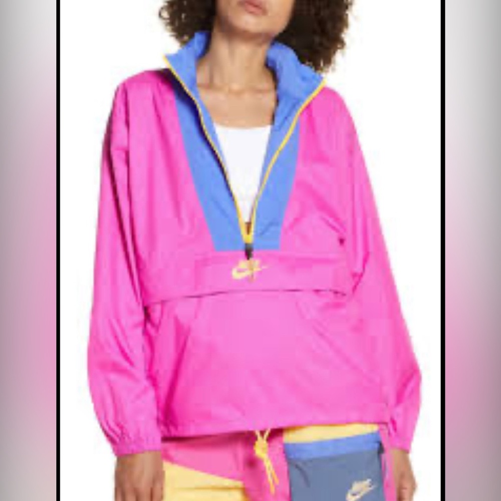 NIKE REVOLVE ICON CLASH PACKABLE WINDBREAKER JACKET FIRE PINK / SAPPHIRE SMALL